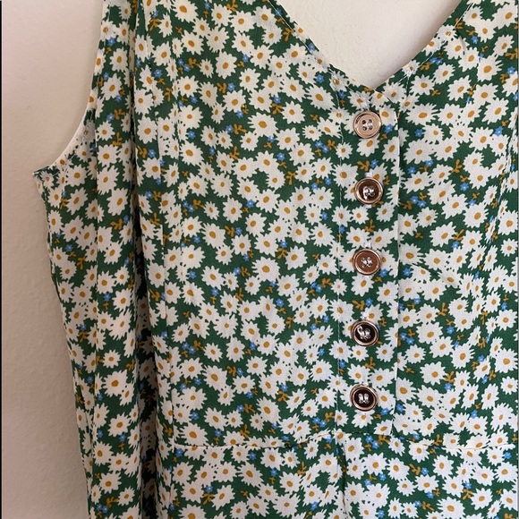 Darling Daisies Green Floral Print Midi Dress - Picture 4 of 5